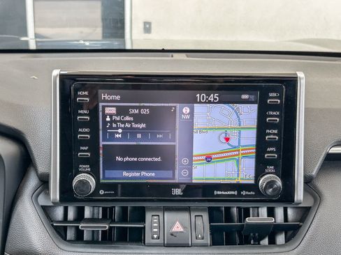 Used 2020 Toyota RAV4 Limited FWD image 14