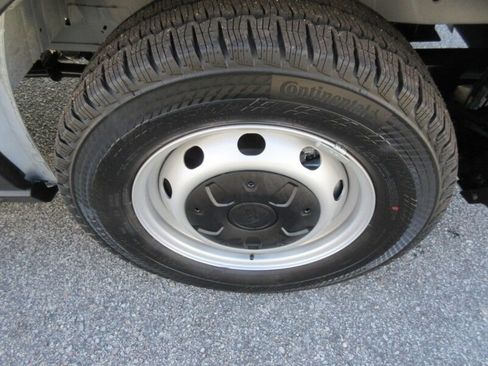 New 2026 Ford Transit 250 148 Medium Roof w/ Load Area Protection Package image 13