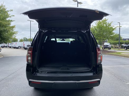 Used 2021 Chevrolet Tahoe LT w/ LT Signature Package AWD/4WD image 11