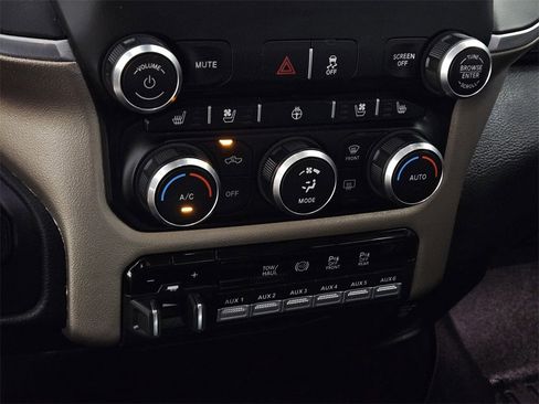 Used 2019 RAM 2500 Laramie image 16