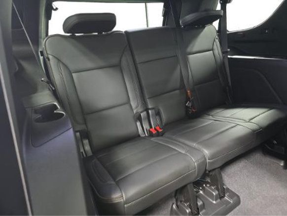 Used 2021 Chevrolet Tahoe High Country w/ Premium Package AWD/4WD image 7