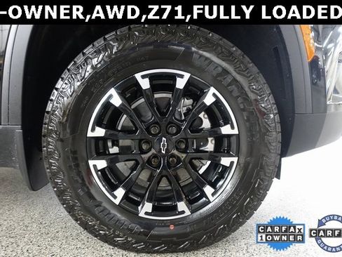Used 2025 Chevrolet Traverse Z71 w/ Driver Confidence Package image 30