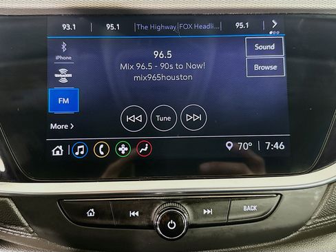 Used 2021 Buick Encore GX Select image 17