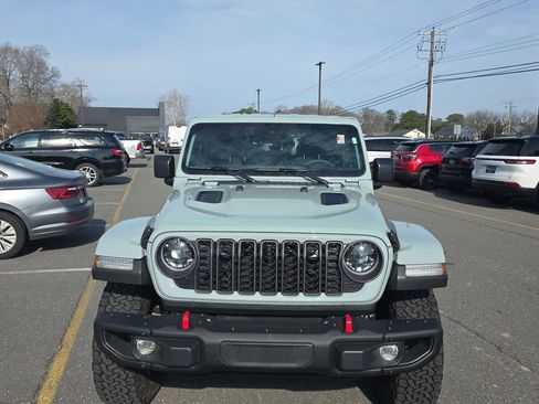 Certified 2024 Jeep Wrangler Rubicon image 2