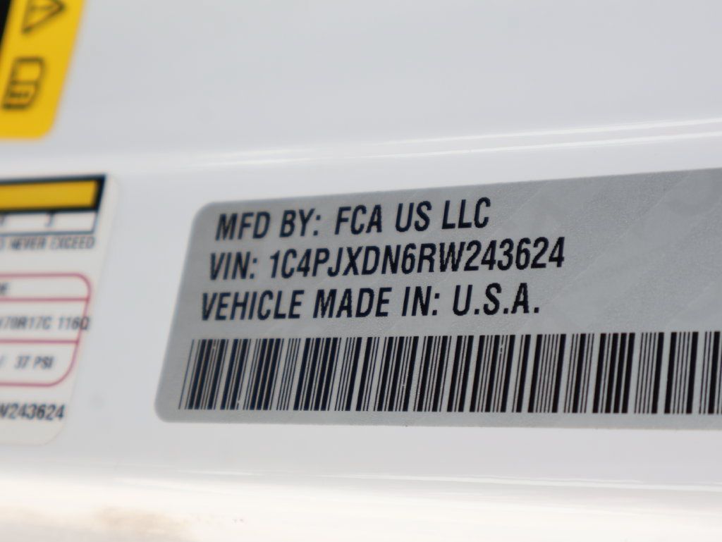 Used 2024 Jeep Wrangler Unlimited Sport AWD/4WD image 38