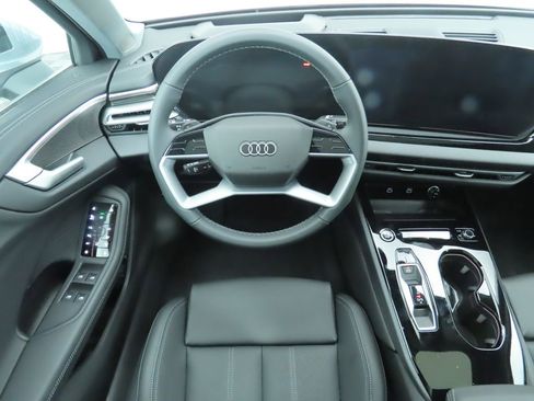 Used 2025 Audi A5 2.0T Premium Plus w/ Premium Plus image 12