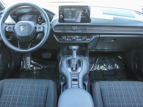 Certified 2026 Honda HR-V Sport image 14