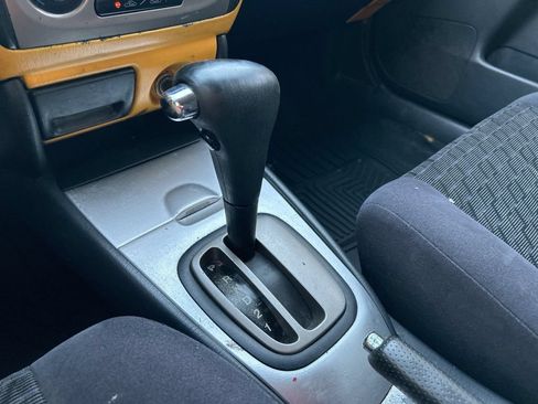 Used 2002 MAZDA Protege5 FWD image 22