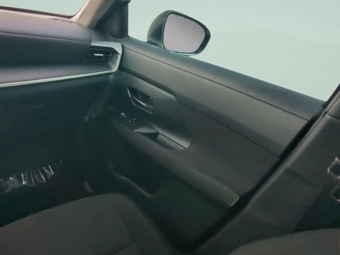 Certified 2025 Nissan Kicks S image 24