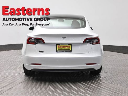 Used 2023 Tesla Model 3 Standard Range RWD image 6