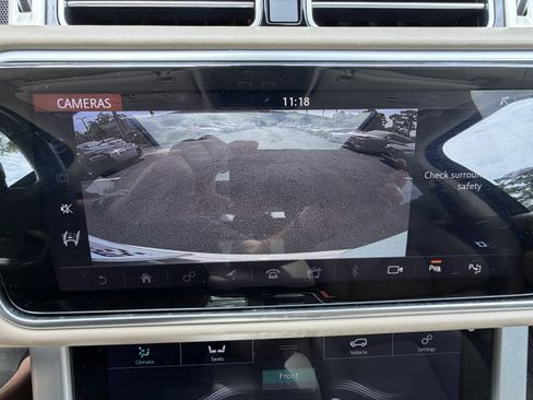 Used 2019 Land Rover Range Rover Long Wheelbase Supercharged AWD/4WD image 25