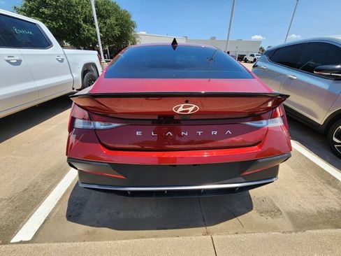 Used 2026 Hyundai Elantra Sport FWD image 5