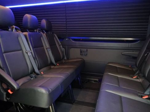 Used 2022 Mercedes-Benz Sprinter 2500 image 63