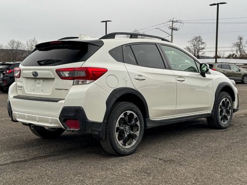 Certified 2022 Subaru Crosstrek 2.0i Premium image 3