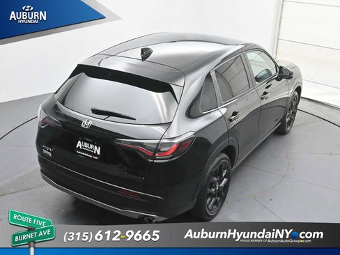 Used 2024 Honda HR-V Sport image 26