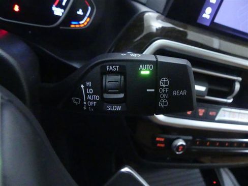 Used 2022 BMW X3 xDrive30i w/ Convenience Package AWD/4WD image 16