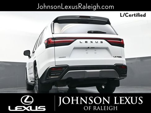 Certified 2025 Lexus LX 700h Luxury w/ Appearance Package AWD/4WD image 19