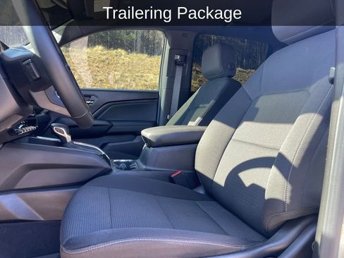 Used 2024 GMC Canyon Elevation w/ Convenience Package image 14