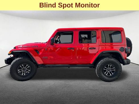 Used 2025 Jeep Wrangler Unlimited Rubicon AWD/4WD image 6