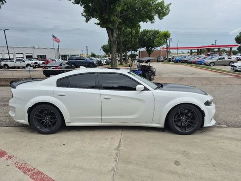 Used 2021 Dodge Charger Scat Pack RWD image 3