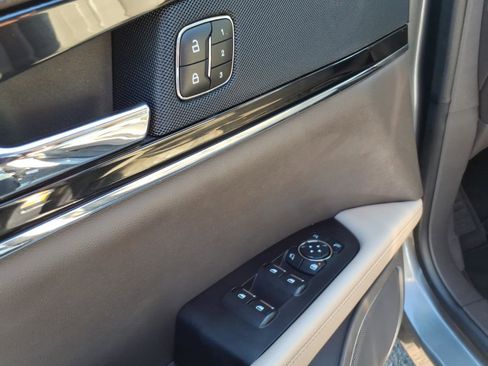 Used 2023 Lincoln Nautilus FWD w/ Premium Package image 14