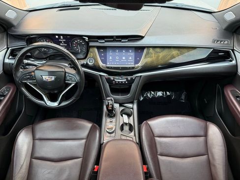 Used 2020 Cadillac XT6 Premium Luxury FWD image 28
