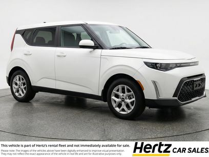 Used 2025 Kia Soul LX w/ LX Technology Package