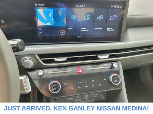 Used 2025 Hyundai Sonata SEL FWD image 10