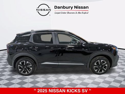 Certified 2025 Nissan Kicks SV w/ SV Premium Package AWD/4WD image 2