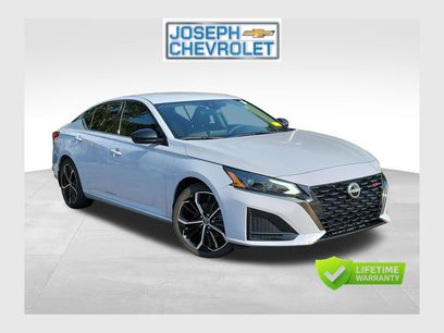Used 2024 Nissan Altima 2.5 SR