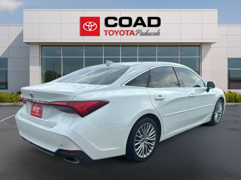 Used 2019 Toyota Avalon Limited w/ Advanced Safety Package FWD image 5