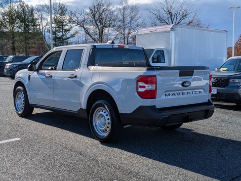 Certified 2025 Ford Maverick XL w/ Equipment Group 102A image 5