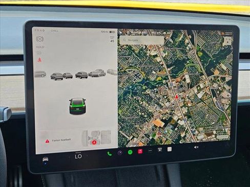 Used 2022 Tesla Model 3 Performance image 12