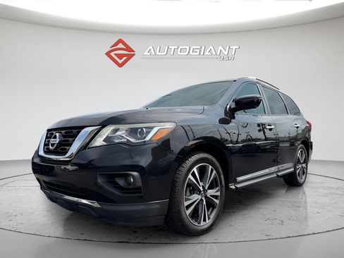 Used 2020 Nissan Pathfinder Platinum FWD image 14