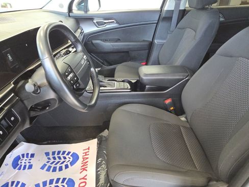 Used 2026 Kia Sportage LX image 12
