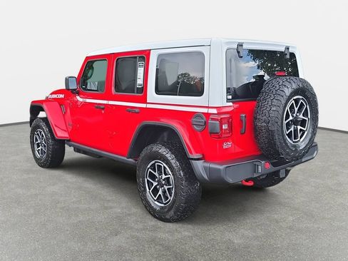 New 2026 Jeep Wrangler Unlimited Rubicon w/ Whitecap Package AWD/4WD image 7