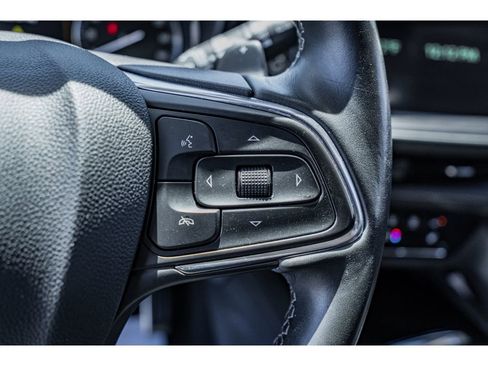 Used 2023 Buick Envision Essence w/ Sport Touring Package FWD image 13