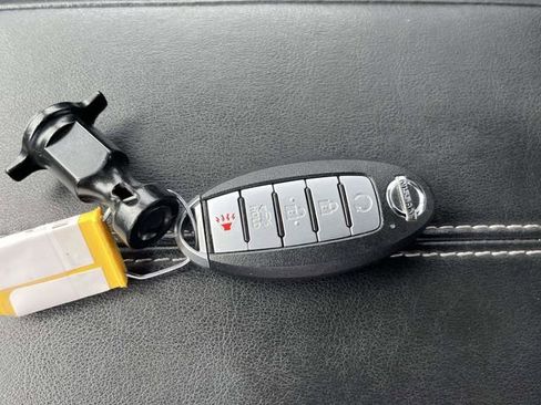 Used 2022 Nissan Altima 2.5 SV w/ SV Premium Package image 29