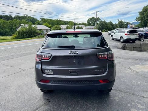 Used 2021 Jeep Compass Sport w/ Cold Weather Group AWD/4WD image 4