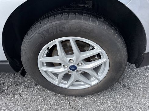 Used 2022 Ford Edge SEL AWD/4WD image 19