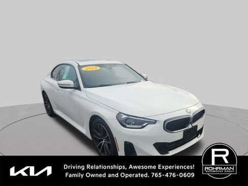 Used 2024 BMW 230i xDrive Coupe w/ Convenience Package AWD/4WD image 3