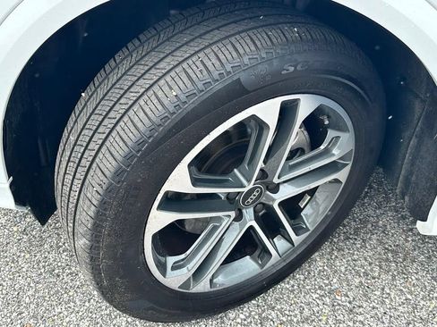 Used 2025 Audi Q5 Premium w/ 19" Wheel Package AWD/4WD image 23