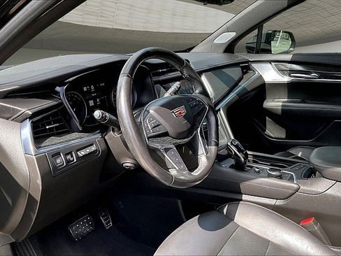 Used 2020 Cadillac XT5 Premium Luxury FWD image 10