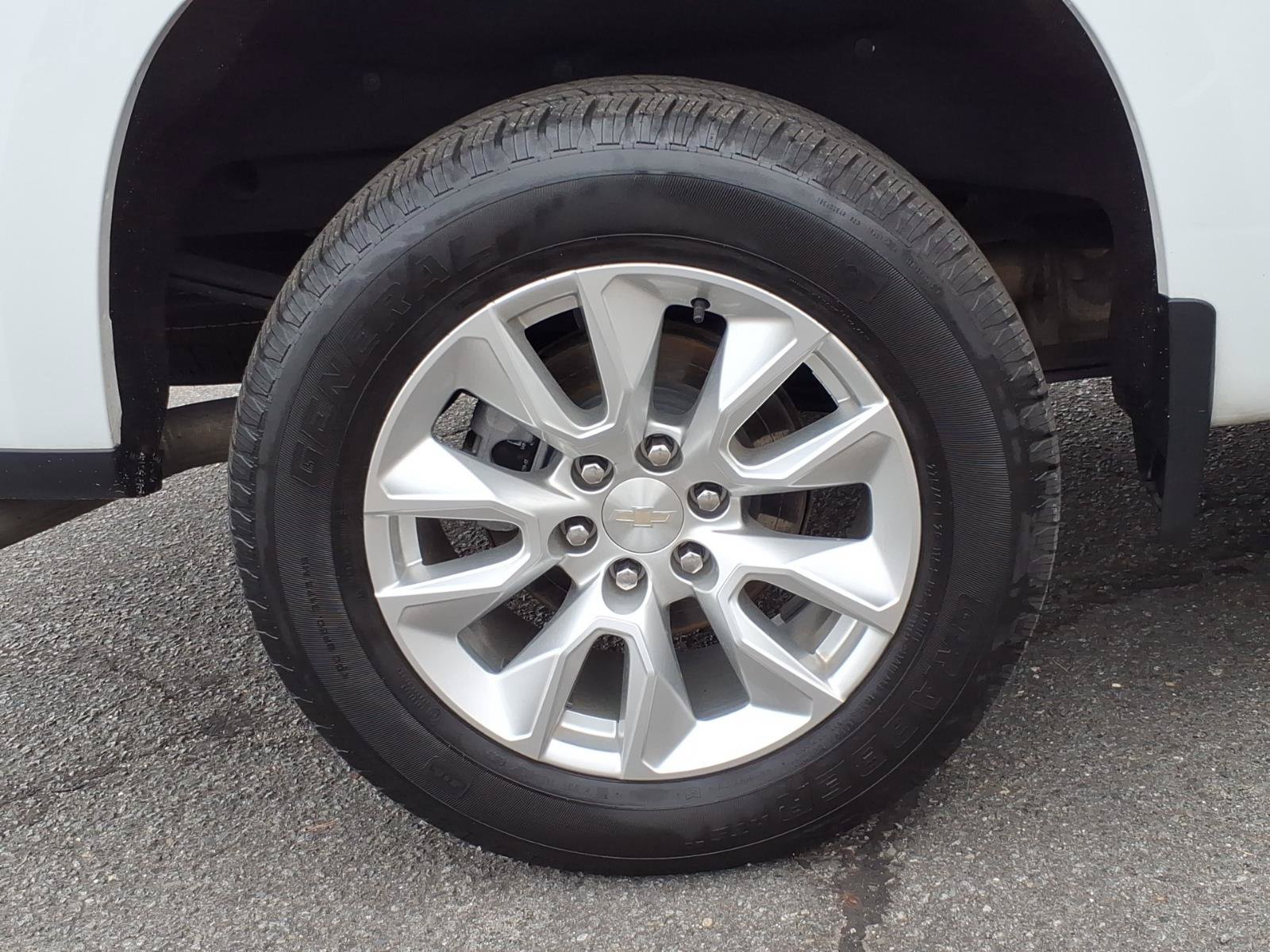 Certified 2023 Chevrolet Silverado 1500 Custom AWD/4WD image 7