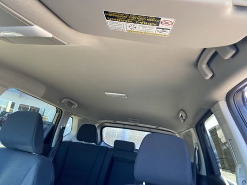 Used 2023 Nissan Rogue S image 28