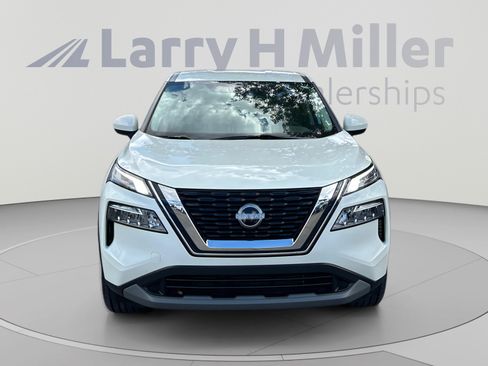 Used 2023 Nissan Rogue SV AWD/4WD image 8