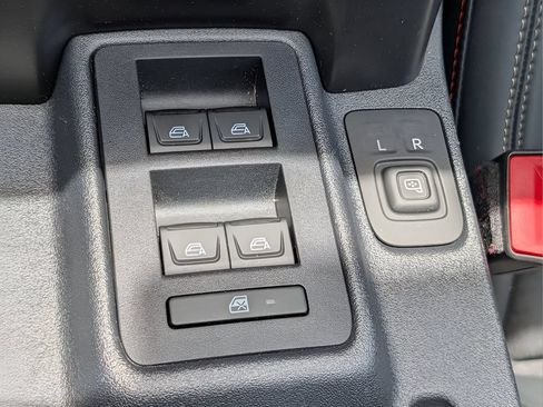 Used 2025 Ford Bronco Raptor AWD/4WD image 24