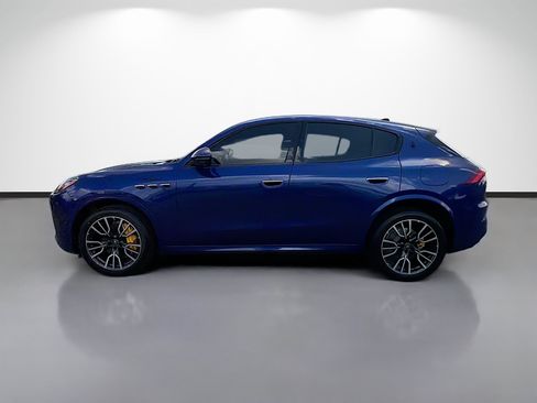 Used 2023 Maserati Grecale Modena AWD/4WD image 2