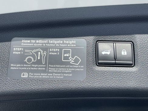 Used 2024 INFINITI QX50 Sport image 9