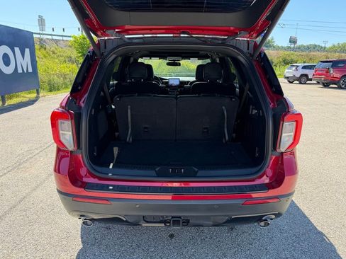 Used 2023 Ford Explorer ST-Line w/ Class IV Trailer Tow Package AWD/4WD image 33
